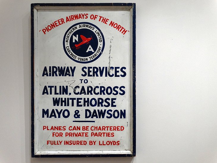 育空交通博物馆的古董招牌
