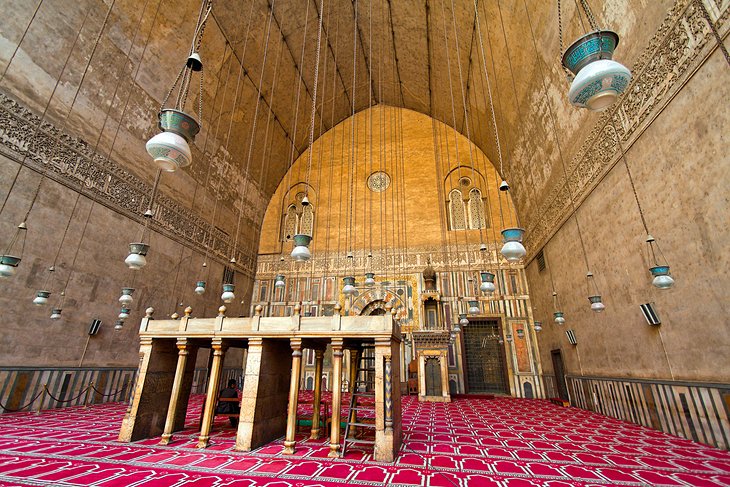苏丹哈桑清真寺