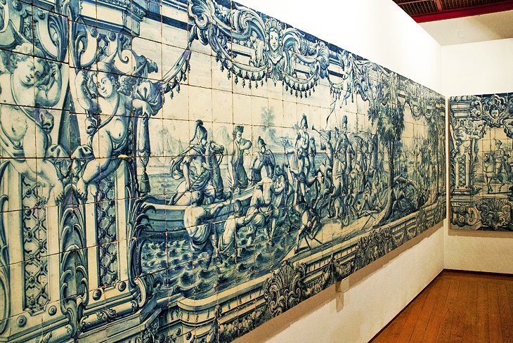 位于Nacional上光花砖:致力于装饰Tilework的艺术