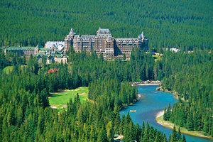 14 Top-Rated Resorts in Alberta