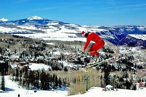 16 Best Christmas Towns in Colorado