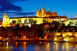 参观布拉格城堡:9大热门景点，提示和旅游