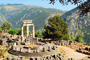从雅典访问Delphi:亮点,技巧和旅游
