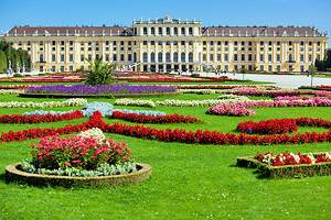 参观维也纳美泉宫宫:亮点,技巧和旅游