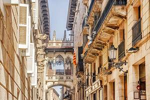巴塞罗那如何住宿:最好的地区和酒店