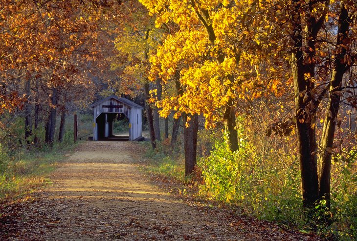 糖河州步道上的秋色