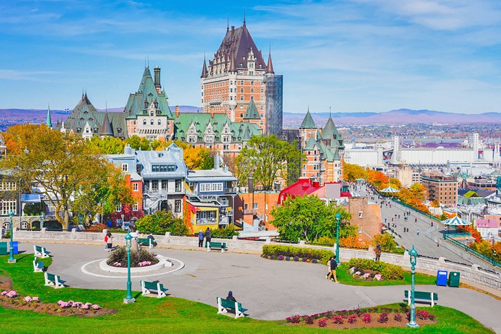 视图向费尔蒙勒芳堤娜城堡酒店在魁北克城