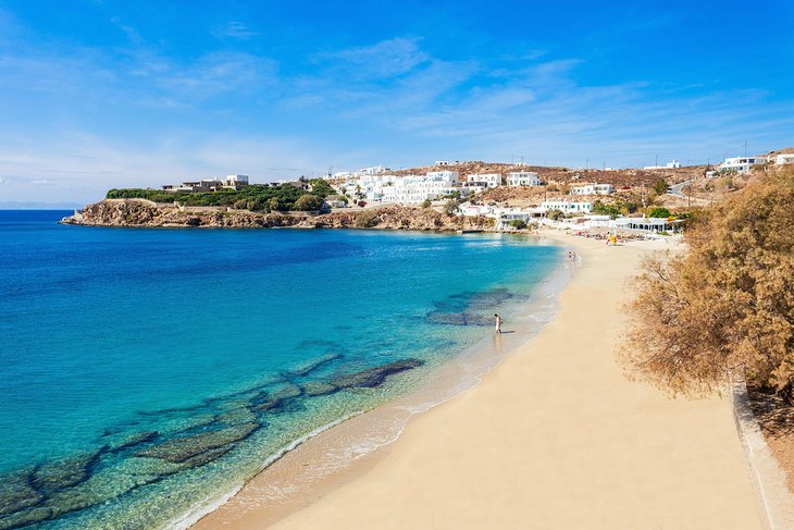 Agios Stefanos海滩