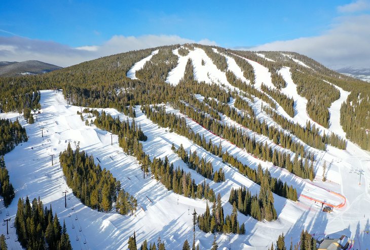 埃尔多拉滑雪胜地鸟瞰图