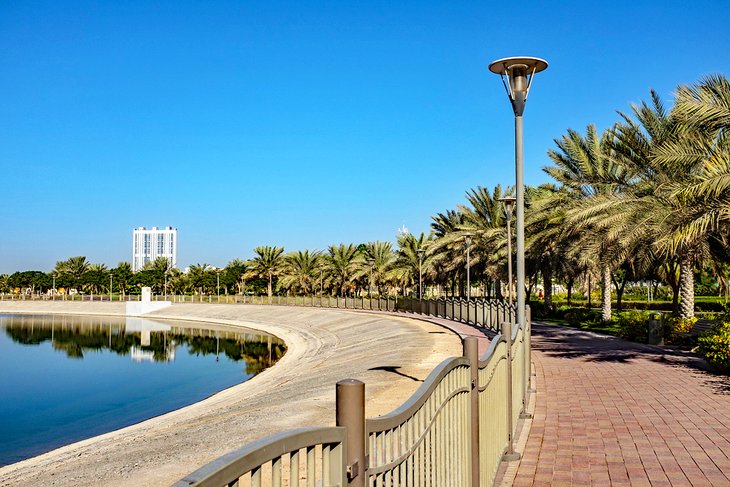 Al Barsha池公园