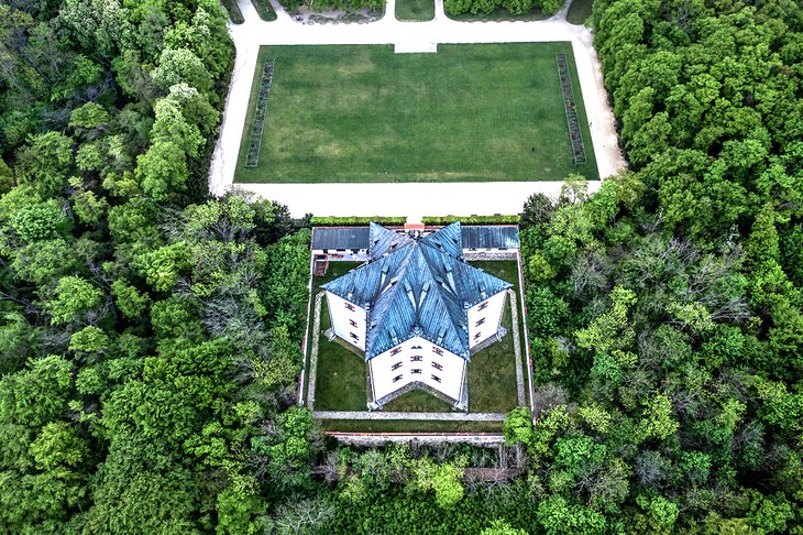 Letohradek Hvezda (Star Villa)鸟瞰图
