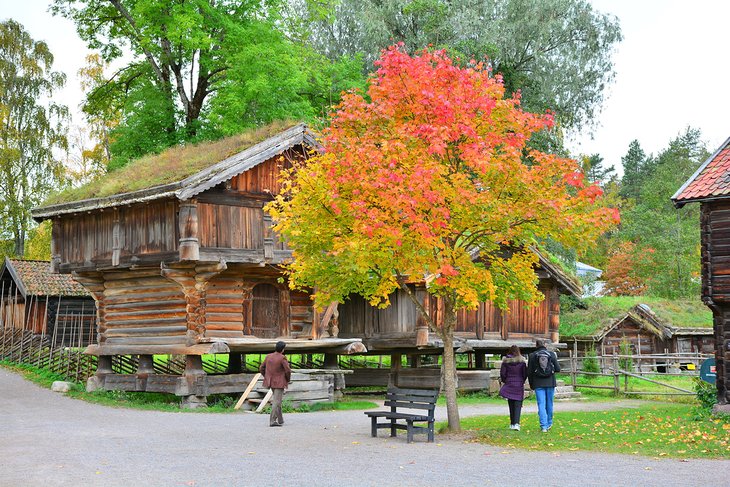 挪威民俗博物馆的历史农舍