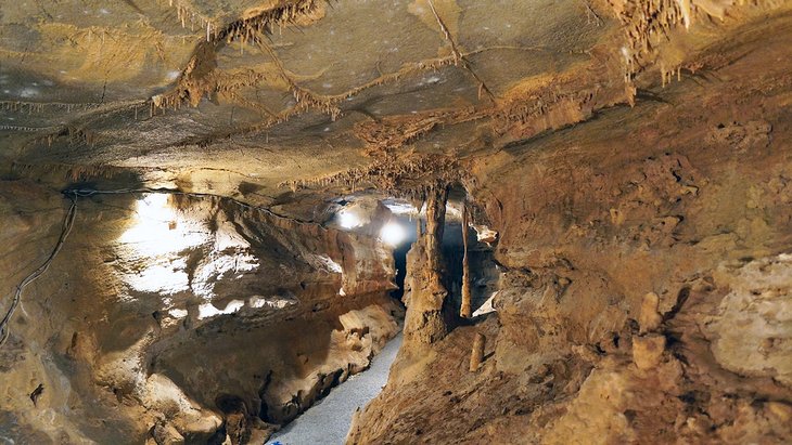 塞内加洞穴