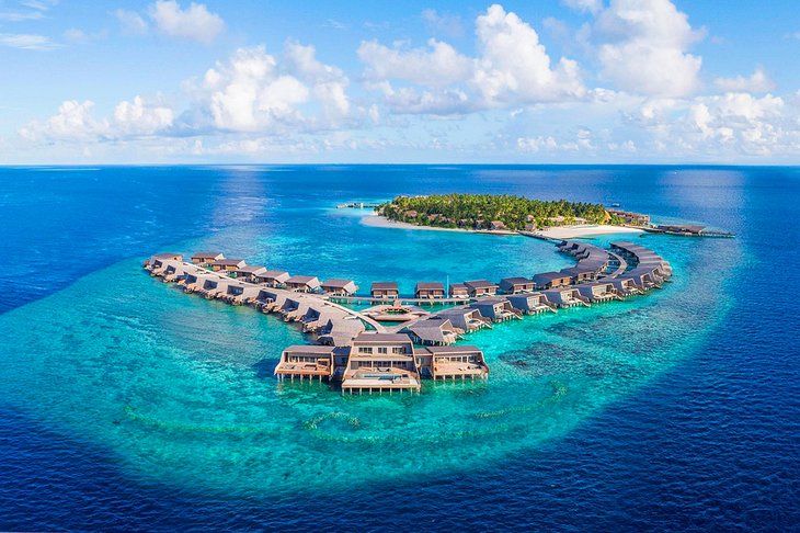 图片来源:The St. Regis Maldives Vommuli Resort